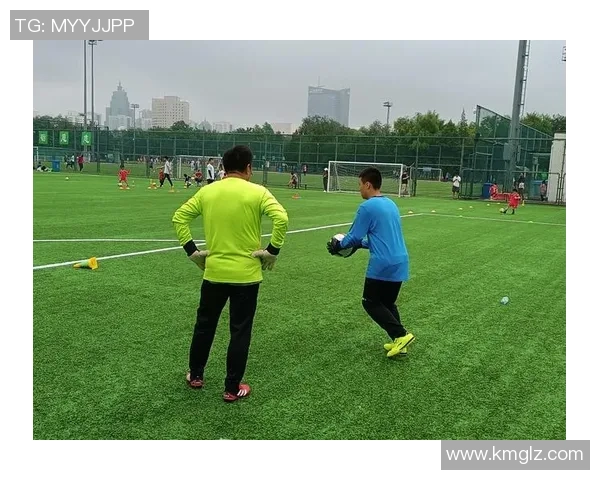 打枪踢足球的乐趣与挑战探索运动中的激情与团队精神